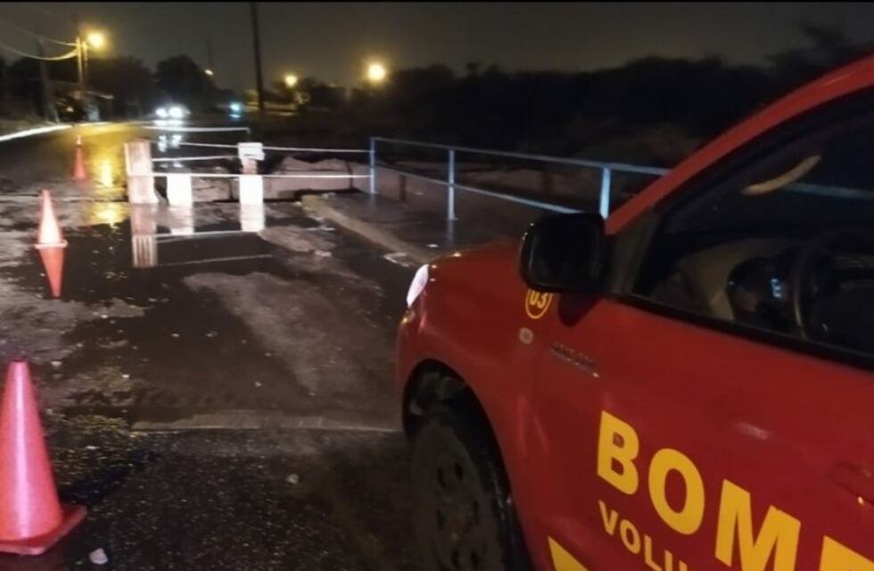 Nuevamente se derrumbó el puente del barrio Néstor Kirchner