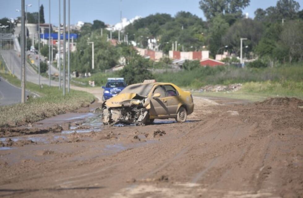 Lluvia, granizo, viento, barro: así quedó la ciudad de Córdoba
