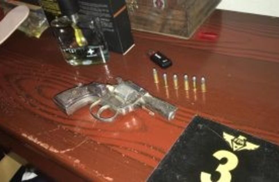 Tensión en operativo anti drogas en Villa Angelelli