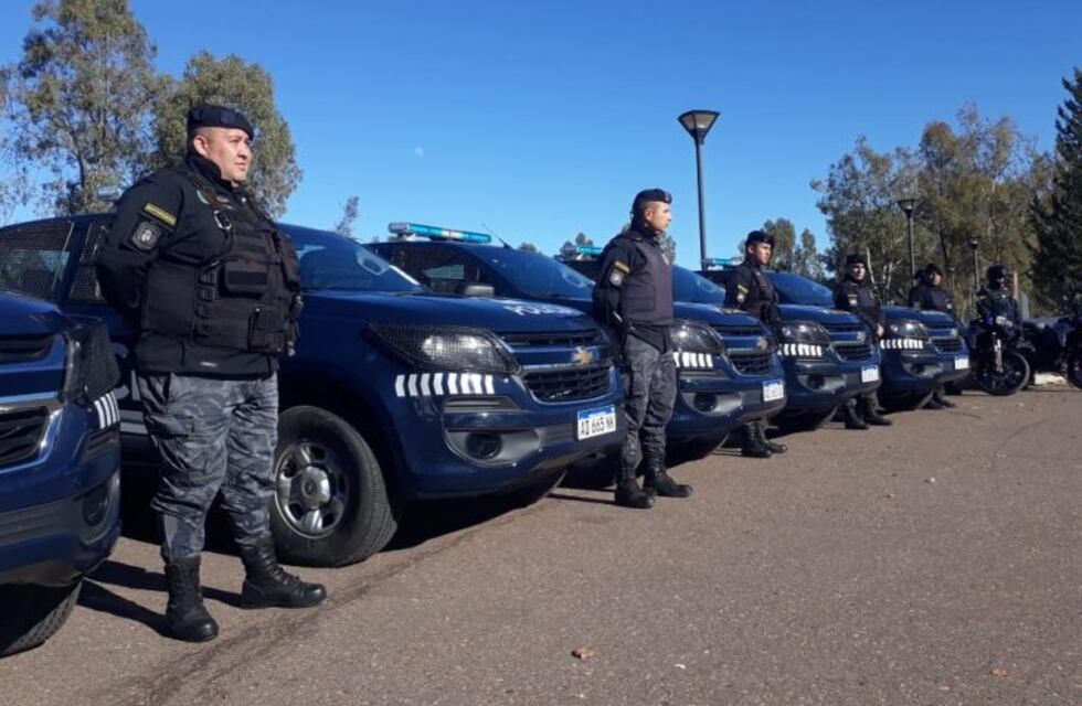 Pretenden que policías y bomberos no paguen aranceles por la licencia de conducir