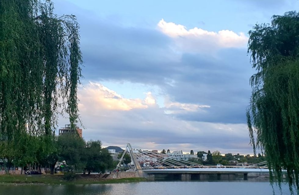 El tiempo en Carlos Paz: viernes frío y nublado con una máxima de 22°