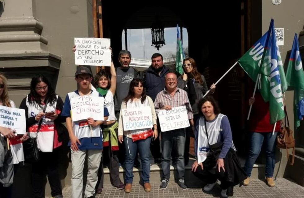 Clases abiertas en la Escuela de Arte en defensa de la educación pública