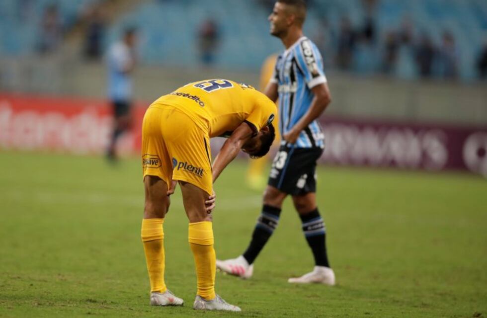 Central cayó 3 a 1 ante Gremio y quedó casi afuera de la Libertadores