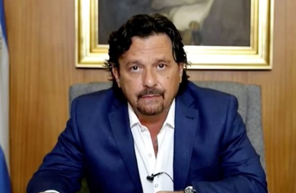 Gustavo Sáenz: "Mientras vos, irresponsable, inconsciente, imbécil, seguís en las calles, hay otros que trabajan para que no te enfermes"