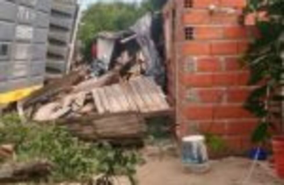 Un tren de carga descarriló en Córdoba y chocó contra cuatro casas
