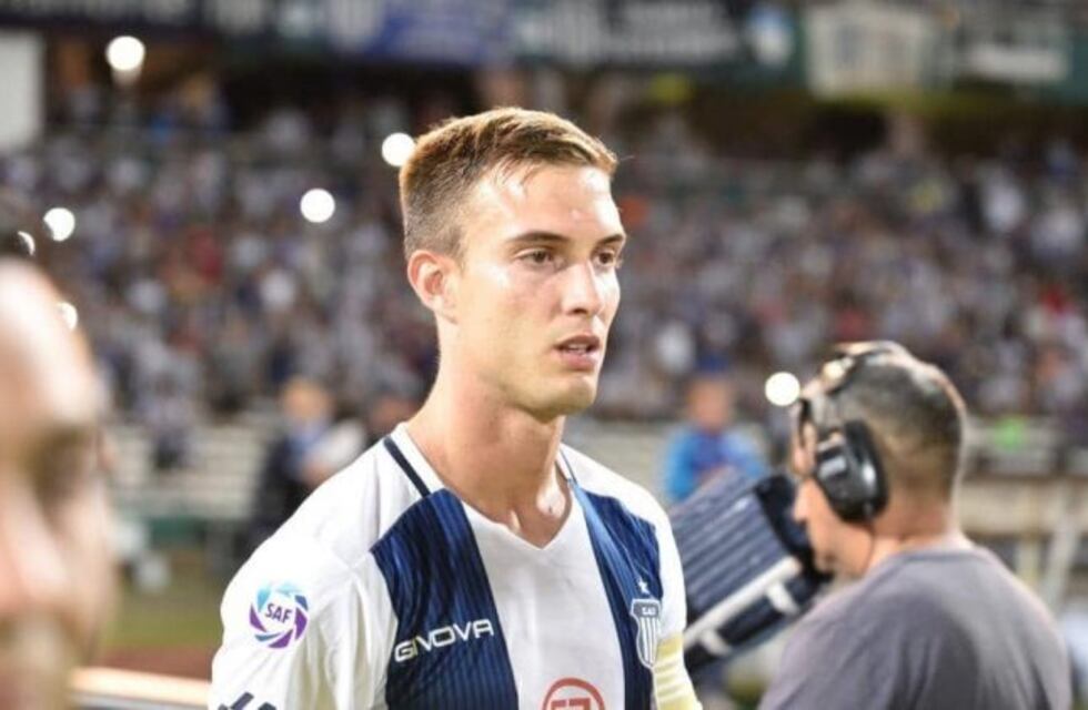 La pelea Samid-Viale, en el barbijo de Juan Cruz Komar