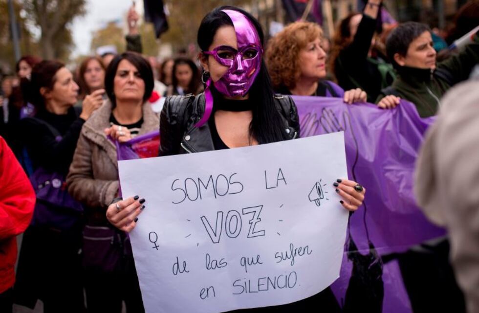 “Verano Acá” se suma a la vigilia del “8M”
