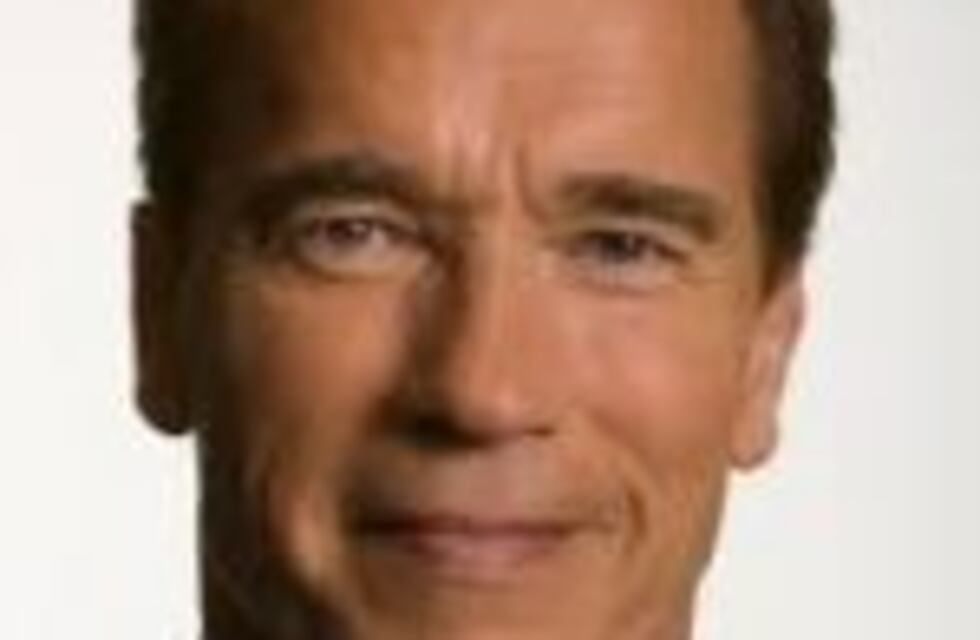 Arnold Schwarzenegger: "Cada vez que me miro al espejo, me dan ganas de vomitar"
