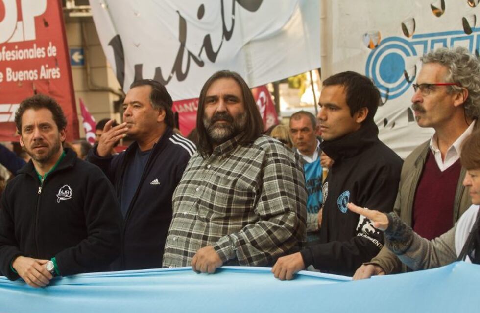 Docentes bonaerenses definen un nuevo plan de lucha ante "falta de respuestas" del gobierno provincial