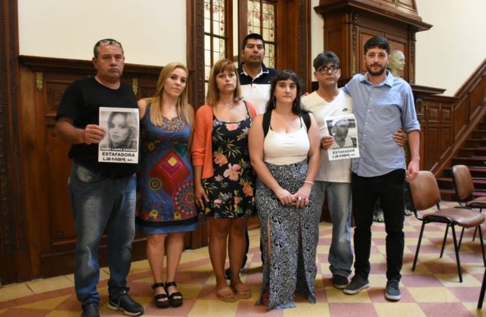 Trabajadores despedidos de La Mar reclaman una respuesta de los dueños