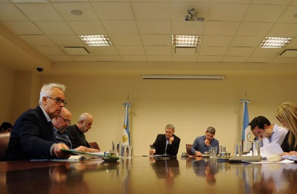 Debaten proyecto en rechazo a intención del Ejecutivo nacional de rebajar el impuesto a los ingresos brutos