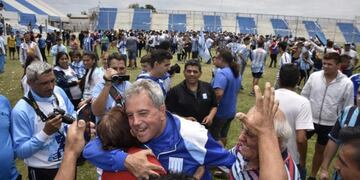 Pancho Silva se dio el gusto\u002E Apuntó a ascender con Racing y lo consiguió\u002E