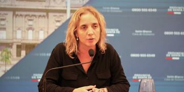 La doctora presentó la documentación para dejar el cargo el 1° de junio\u002E (@gobsantafe)