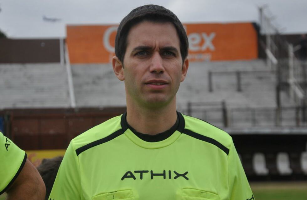 El exárbitro Martín Bustos afronta un juicio por grooming tras denuncias en Newell’s