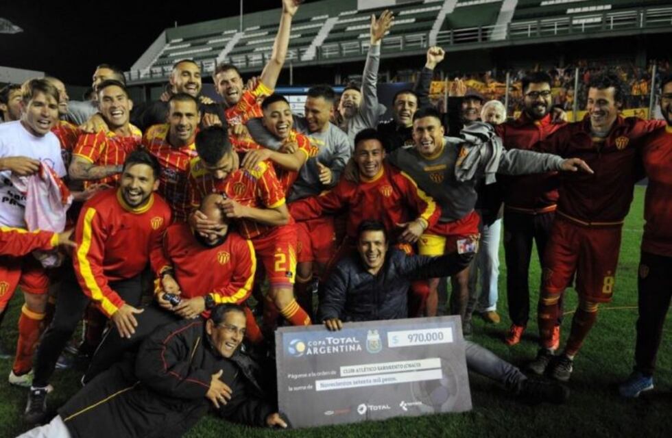 Sarmiento venció 2-1 a Unión de Santa Fe y se metió en octavos de la Copa Argentina