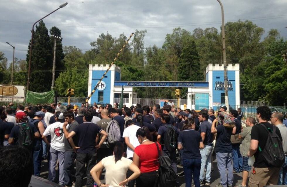 Gremios de la región se concentrarán este viernes frente a la Fábrica Militar por los despidos