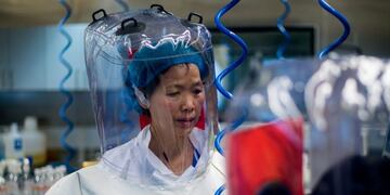 (FILES) This file photo taken on February 23, 2017 shows Chinese virologist Shi Zhengli inside the P4 laboratory in Wuhan, capital of China's Hubei province\u002E - The World Health Organization said on May 5, 2020 that Washington had provided no evidence to support \