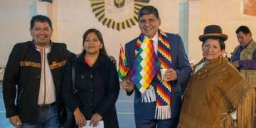 Arcando en el aniversario de Bolivia