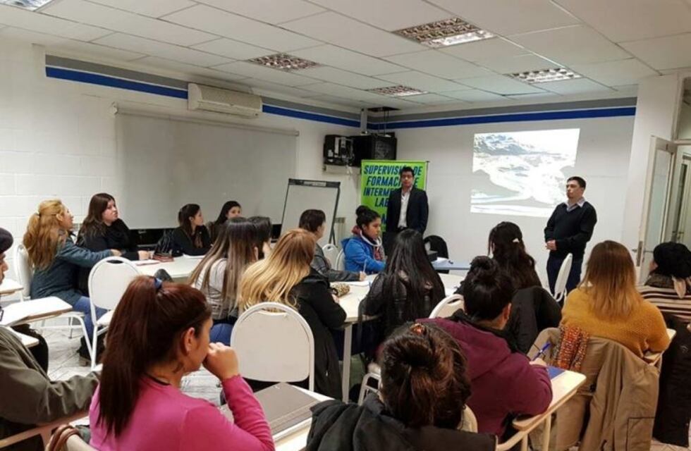 Cómo anotarte para las prácticas y capacitaciones del programa SíSí de la Muni para conseguir trabajo