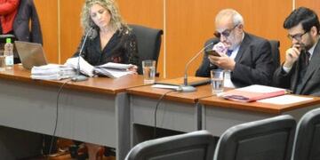 Aseguran que Jéssica González se sentía incómoda por los celos de Pérez\u002E (Fiscales Penales)