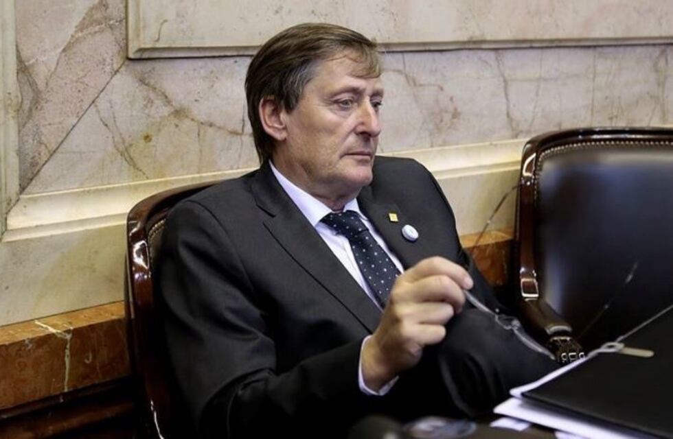 Para un diputado del PRO, "todas las feministas son inco..."