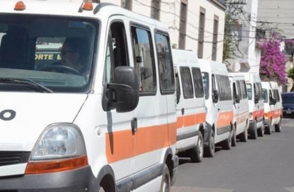 Sin protocolos establecidos, transportistas escolares piden una respuesta del COE