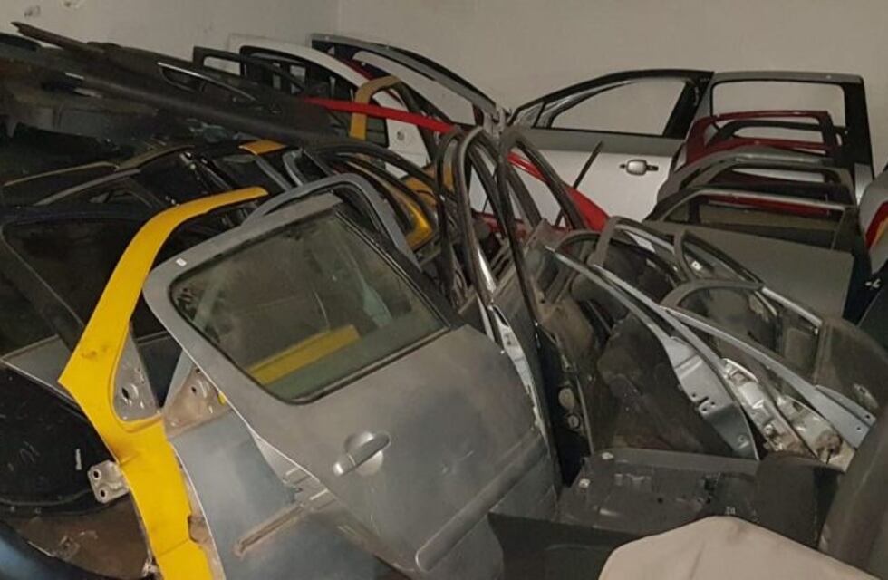 Impresionante secuestro de autopartes en Córdoba; un solo detenido