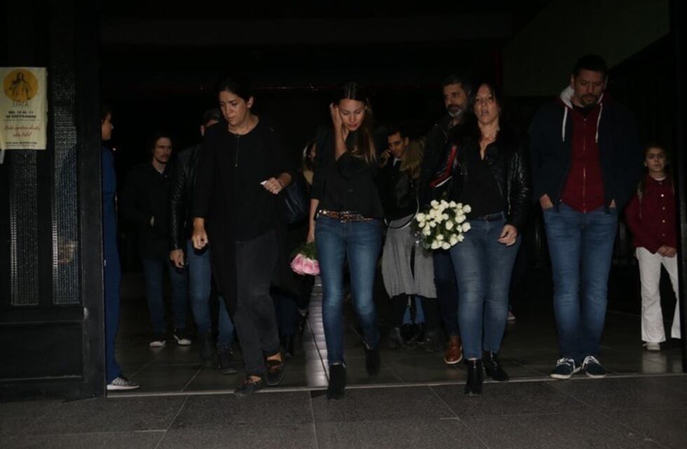 Pampita y Benjamín Vicuña protagonizaron una emotiva misa a cinco años de la muerte de su hija