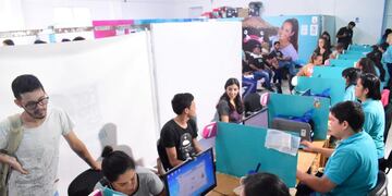 Los turnos se piden en la página web de la municipalidad y se tramitan en Rivadavia y Pringles