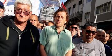 Toma del edificio de Economía\u002E