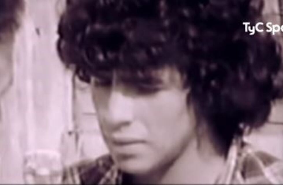 A 42 años del debut de Diego Maradona en la Selección: el insólito pedido que Menotti le hizo al citarlo