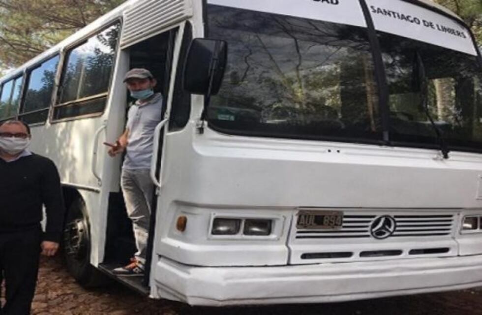 ETCE le donó un colectivo al municipio de Santiago de Liniers