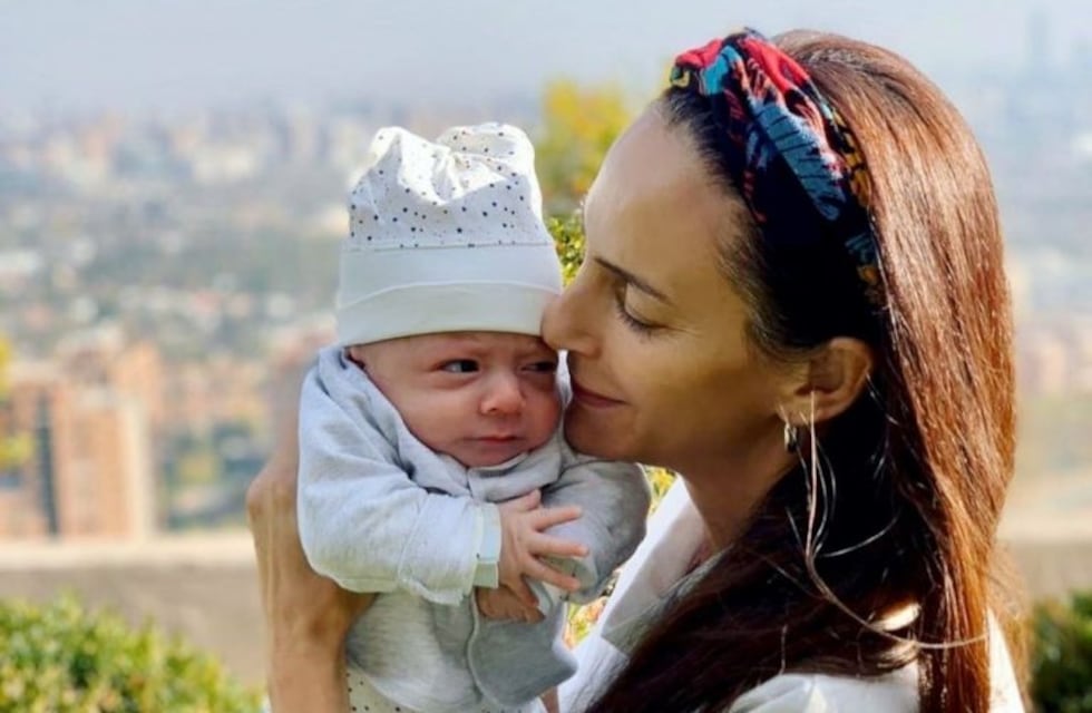 Luciana Aymar volvió a entrenar a cuatro meses del nacimiento de su hijo