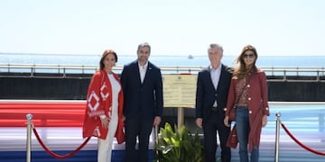 Los presidentes de Argentina y Paraguay junto a sus esposas en la represa de Yacyretá donde se inauguró nuevo paso fronterizo\u002E (Yacyretá Twitter)