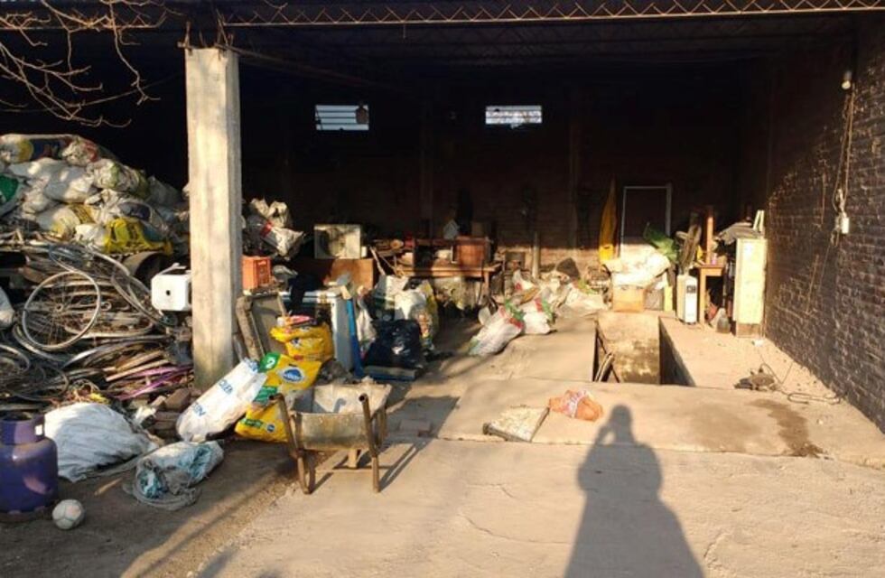 Allanan una chatarrería y encuentran cable de cobre robado