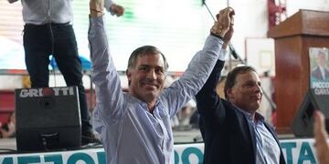 Enrique Picco junto a Enrique Ponce\u002E