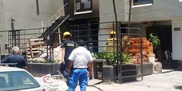 El incendio se desató en una moderna vivienda sobre avenida Savio al 1729\u002E (El Informante)