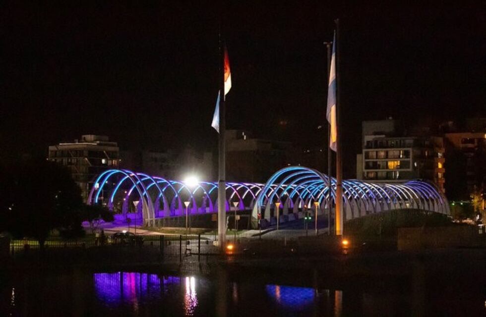 El luminoso homenaje cordobés a los héroes de Malvinas