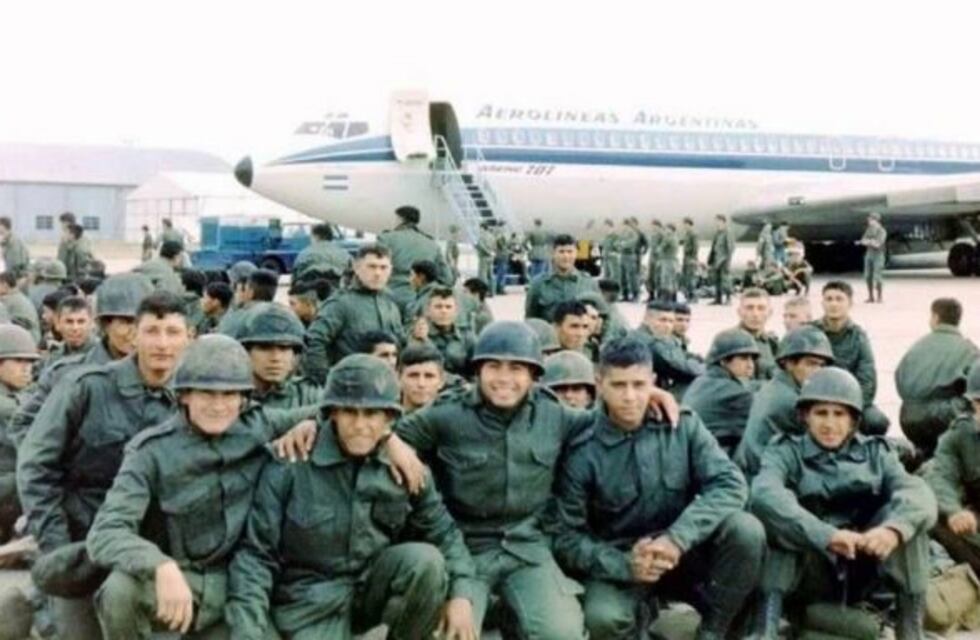 Un veterano de Malvinas conserva dos cartas de apoyo a los soldados durante el conflicto