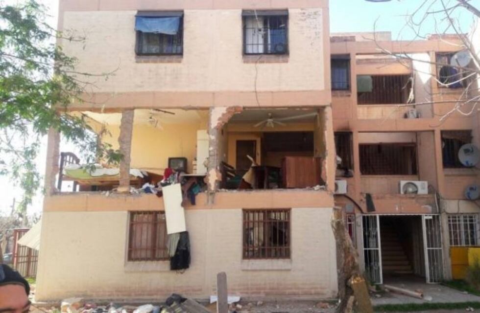 Explosión en departamentos de Guaymallén: "es un milagro que no haya muertos"