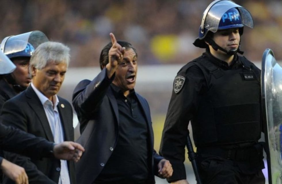 Ramón Díaz explicó qué quiso decir con su famoso gesto del "yo no" a la hinchada de Boca