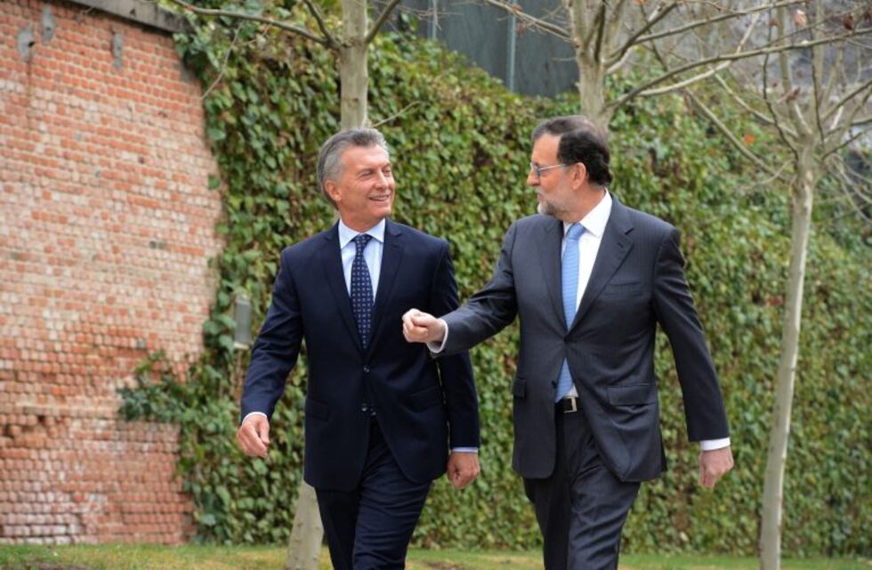 Macri se comunicó con Rajoy y le transmitió la "solidaridad" del gobierno por los atentados