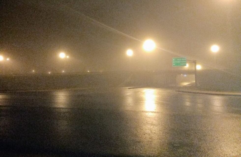 Rosario amaneció con bancos de niebla y advertían sobre la reprogramación de vuelos