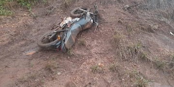 La moto fue abandonada por un sujeto que alcanzó a escapar\u002E