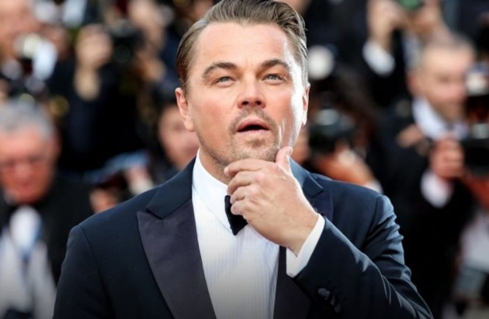 El día de playa de Leonardo DiCaprio y su novia argentina Camila Morrone