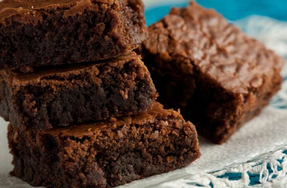 Insólito en Córdoba: le invitó brownies a sus compañeros y los intoxicó