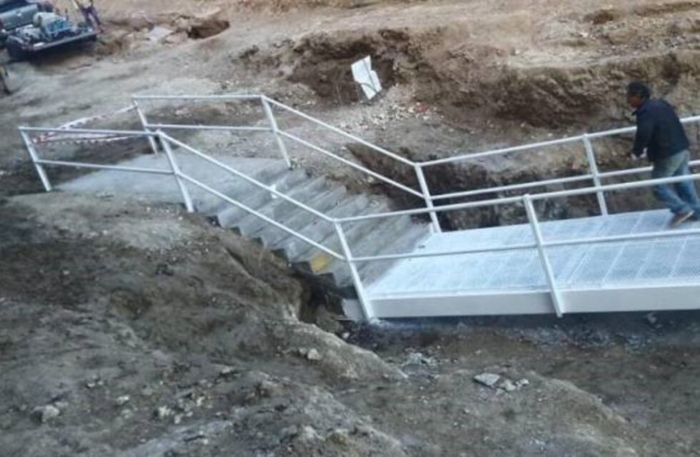 En 10 días quedará habilitada la escalera para bajar a la Playa Bonita