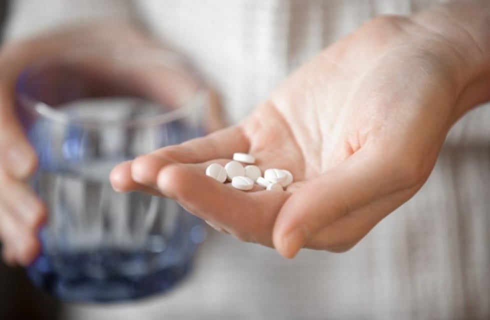 Un antibiótico hizo que su lengua se volviera negra y con vellos