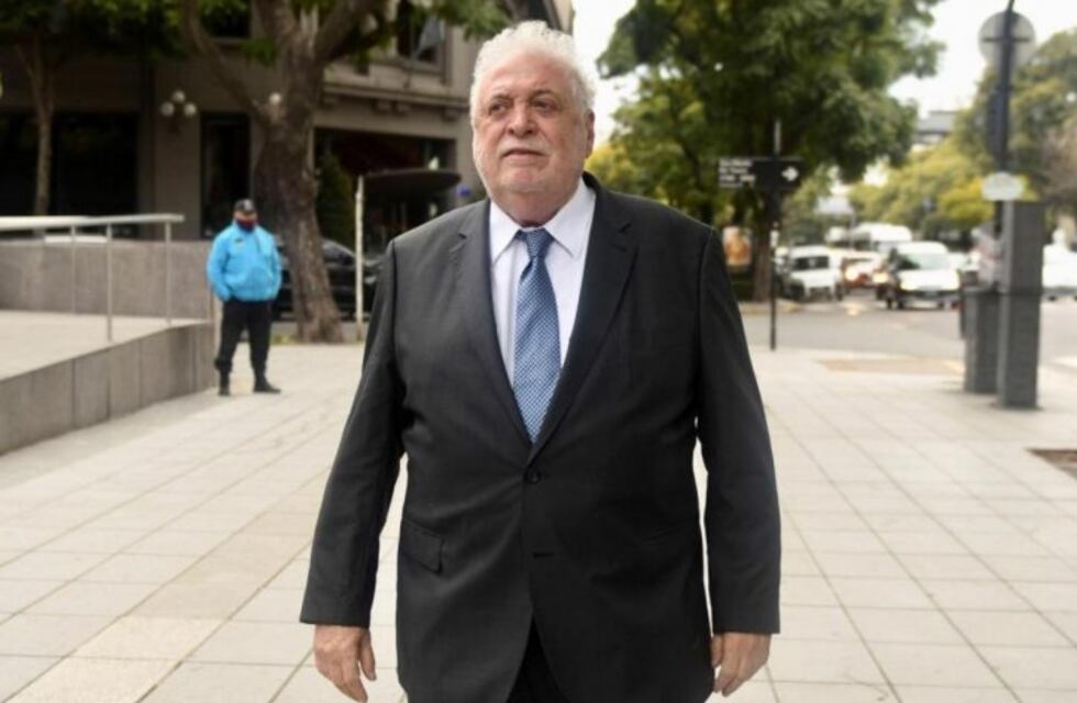 El imitador de Ginés González García que bailó tango siguiendo el protocolo