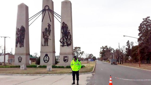 Fiesta clandestina en Intendente Alvear (La Reforma)